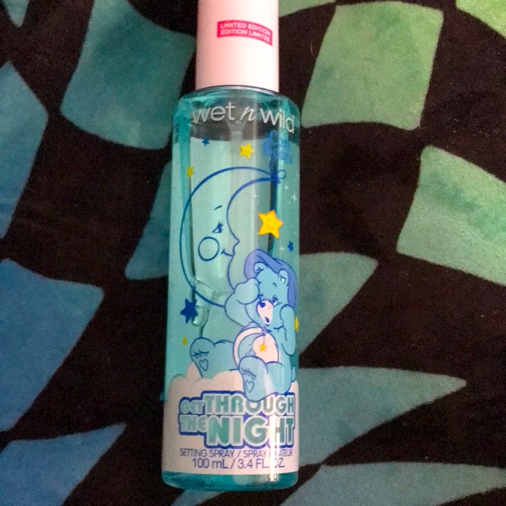 ✨🆕Wet N Wild X Care Bears SOLD OUT Collab “Get Through The Night” Setting Spray